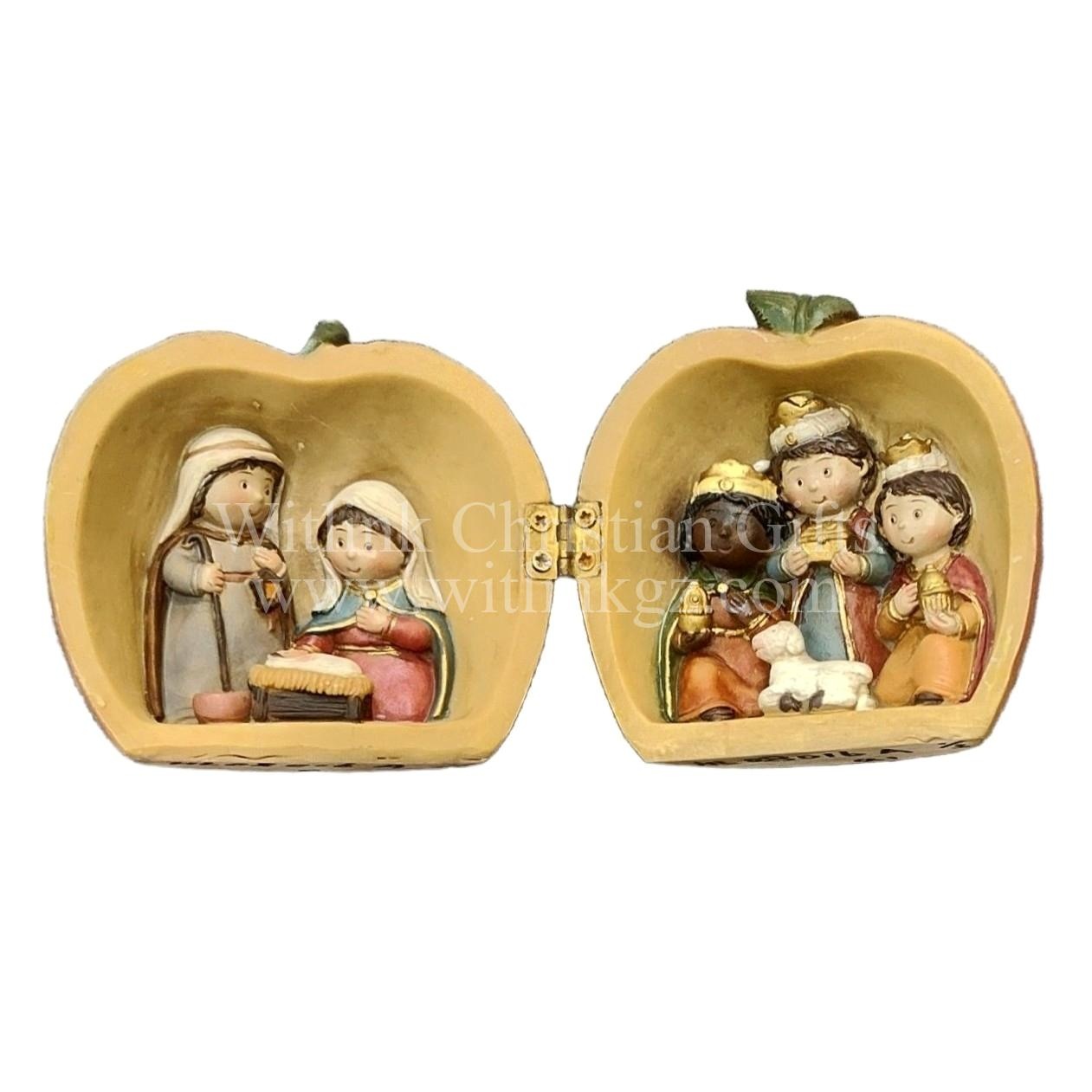Small Nativity Décor in Apple Shape